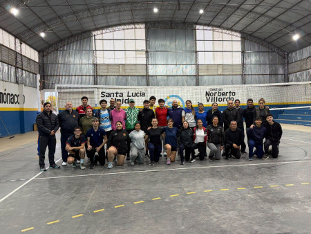 Gran éxito en el cierre del curso de entrenadorde vóley nivel 1